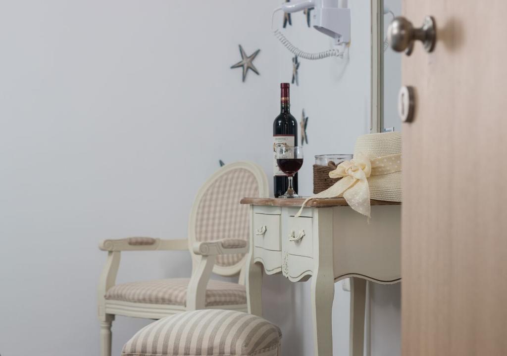 Michaella Studios Pláka Buitenkant foto